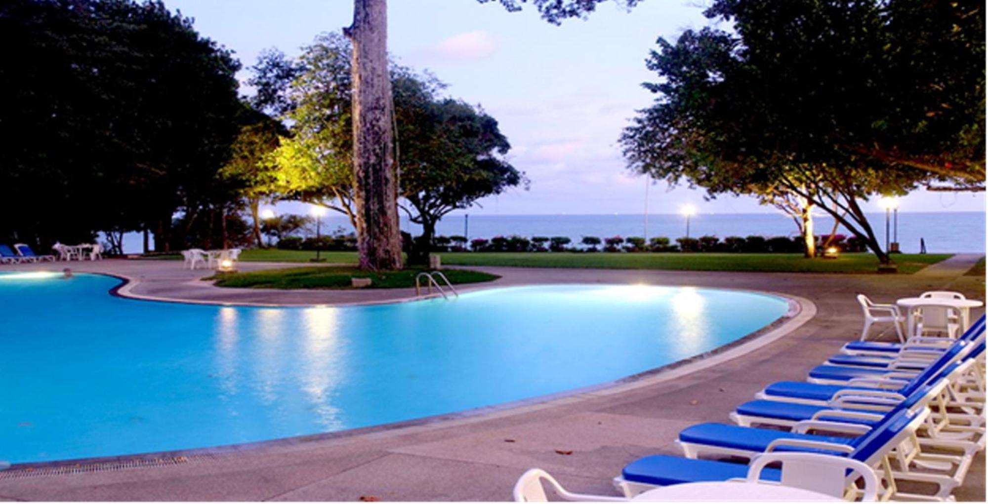 Purimas Beach Hotel & Spa Банчанг Екстер'єр фото