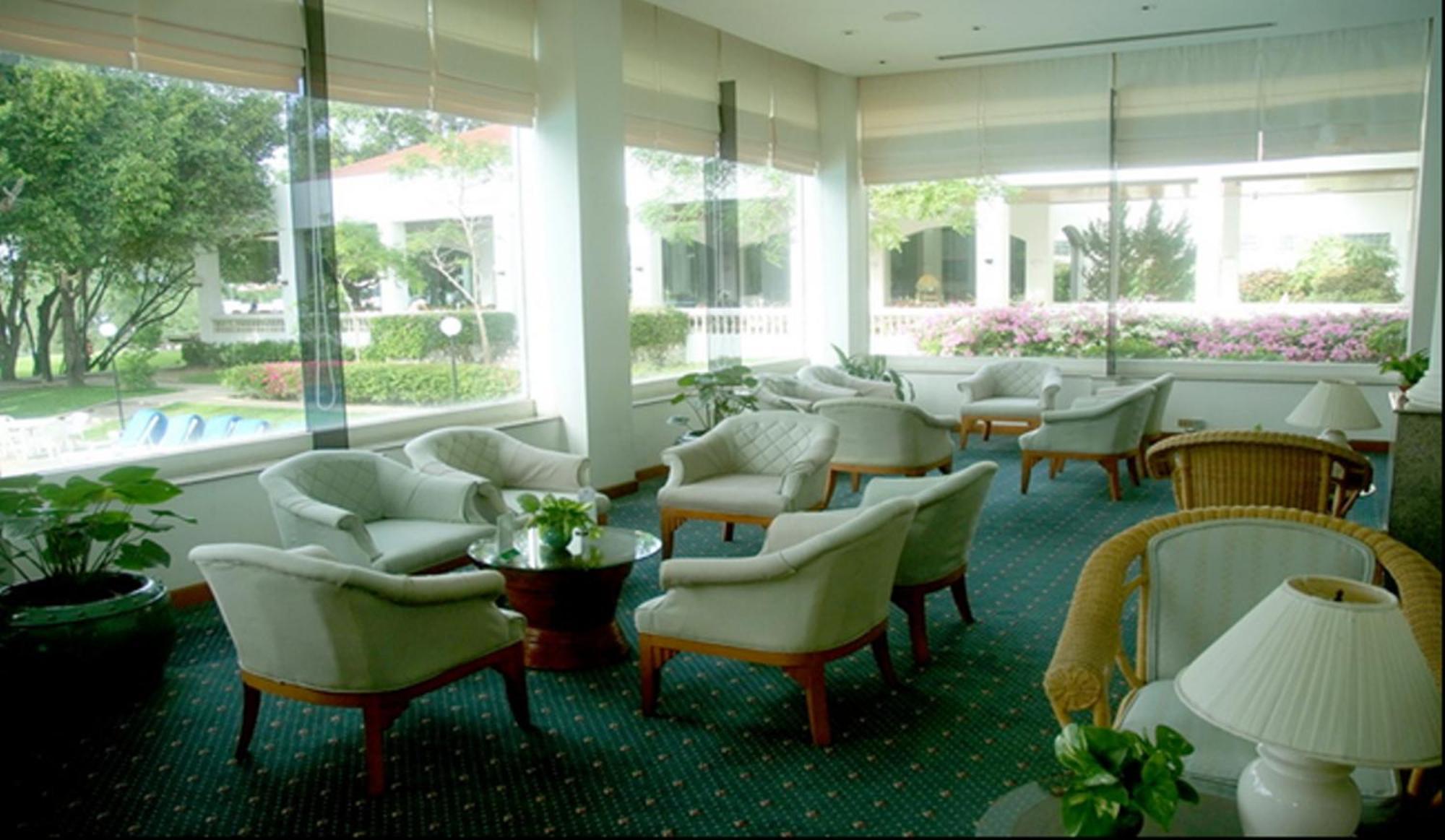 Purimas Beach Hotel & Spa Банчанг Екстер'єр фото