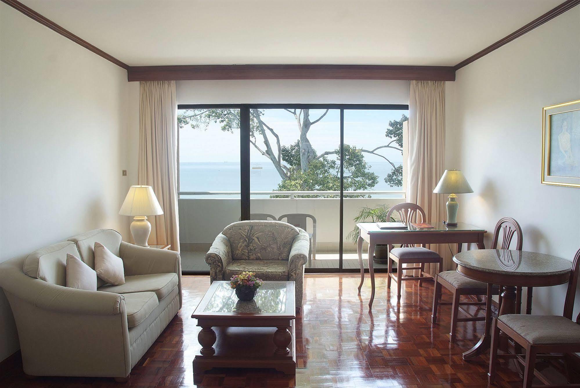 Purimas Beach Hotel & Spa Банчанг Екстер'єр фото