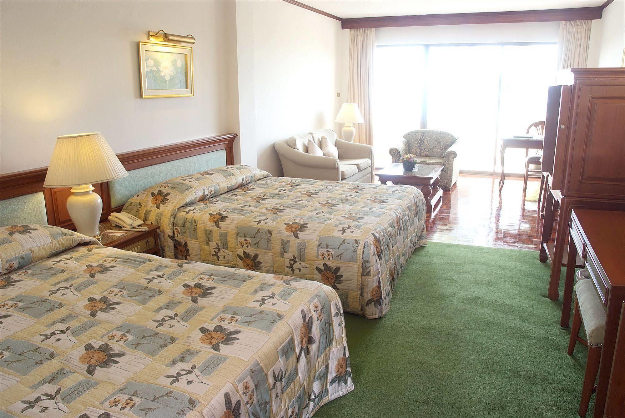 Purimas Beach Hotel & Spa Банчанг Екстер'єр фото