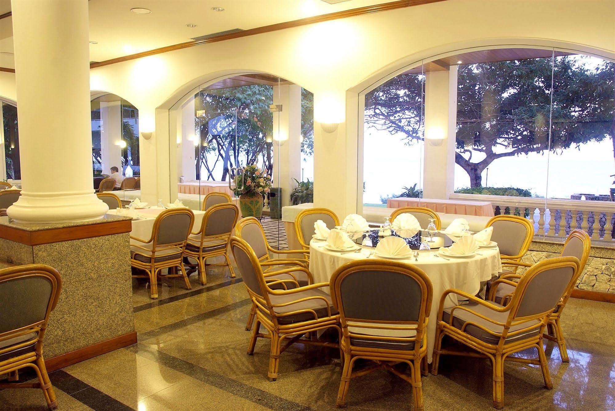 Purimas Beach Hotel & Spa Банчанг Екстер'єр фото