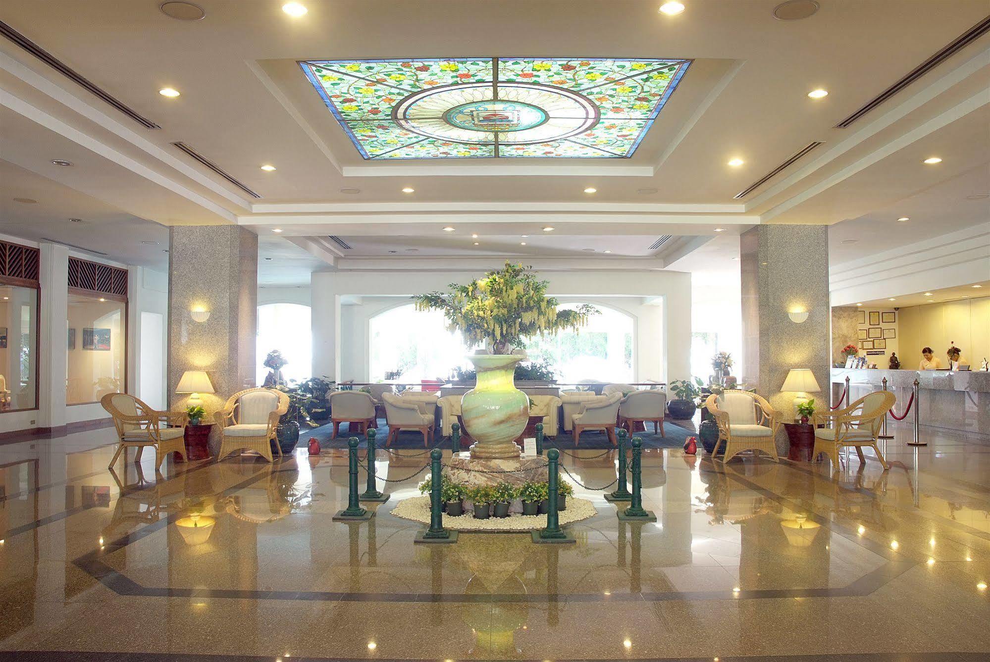 Purimas Beach Hotel & Spa Банчанг Екстер'єр фото